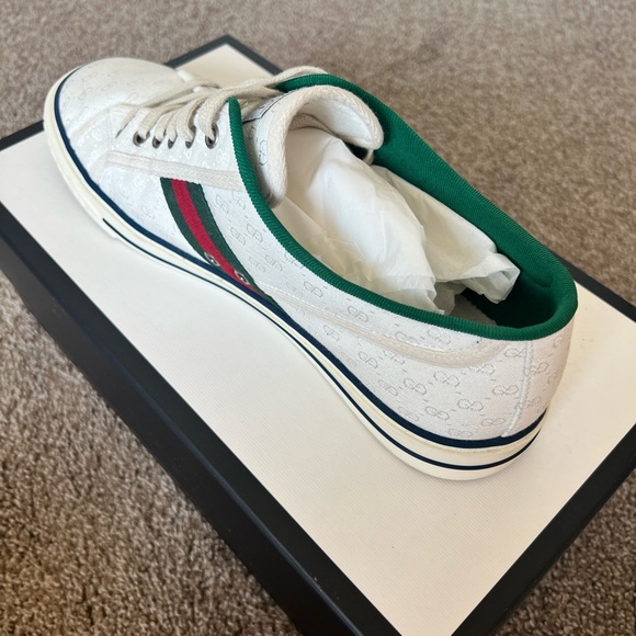 Gucci Men’s White Green canvas Tennis 1977 mini GG. - Picture 6 of 10
